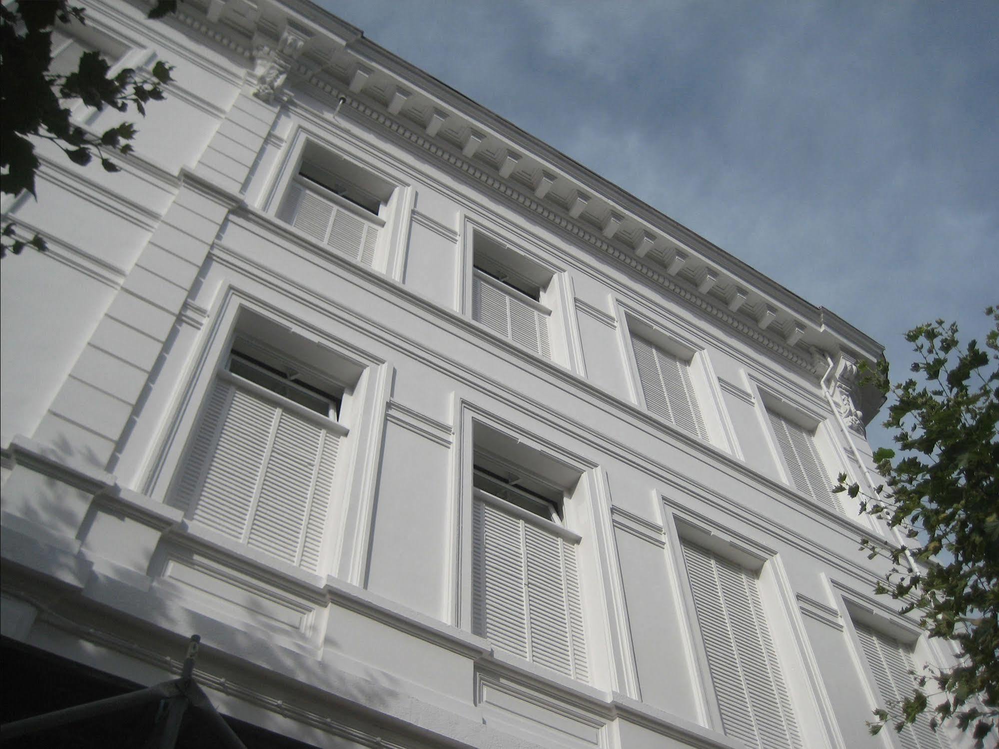 Hotel Goodnight Antwerpen Exteriör bild