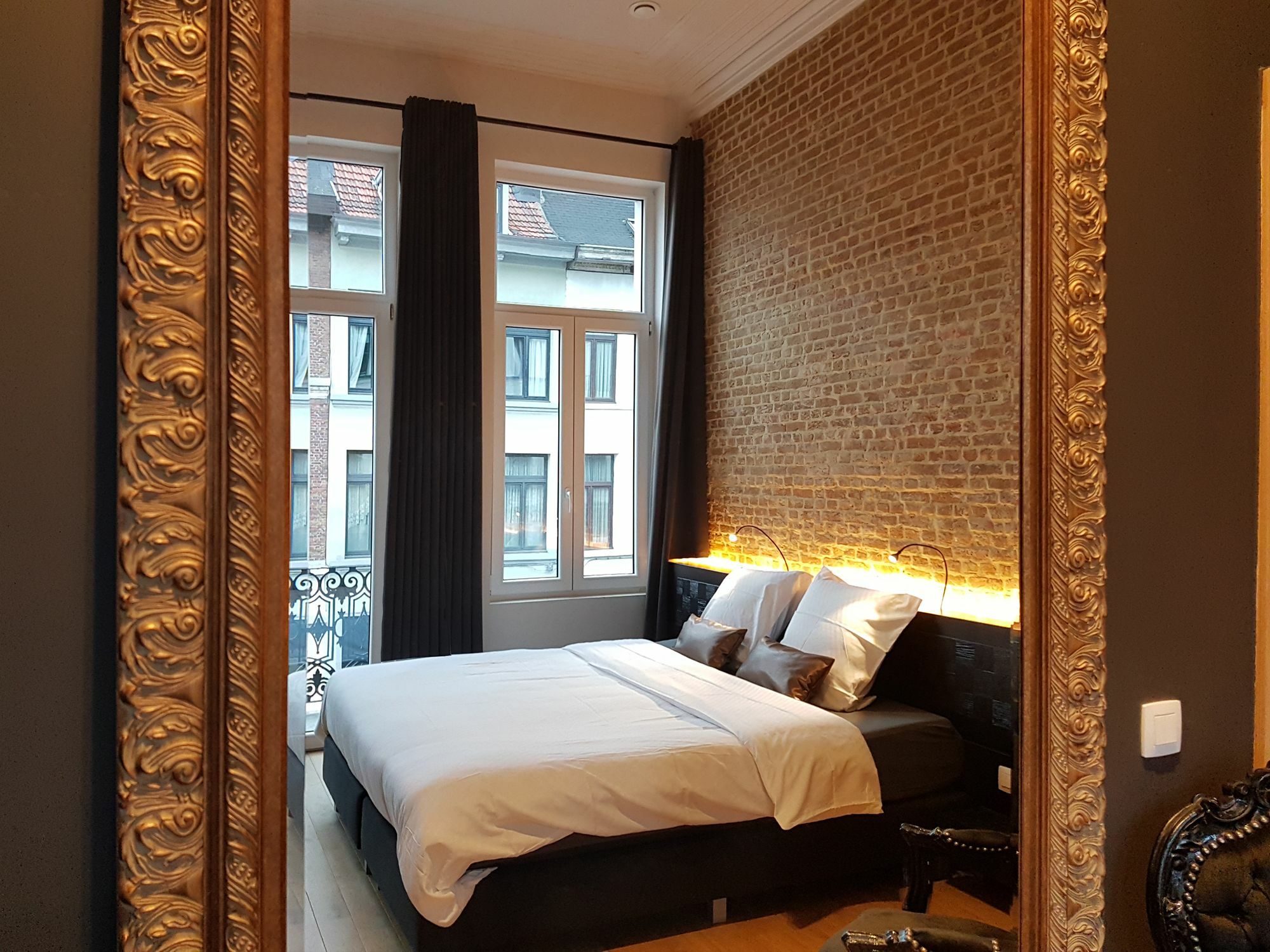 Hotel Goodnight Antwerpen Exteriör bild